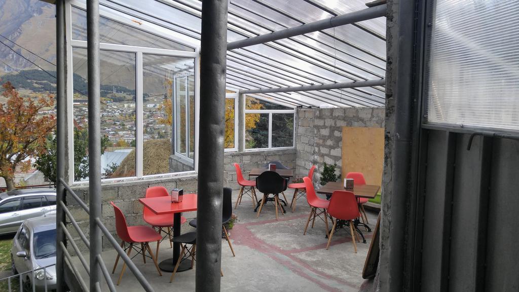 Tamila Guest House Kazbegi Esterno foto