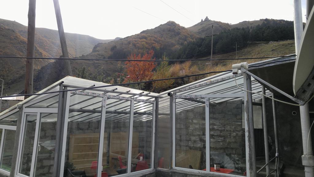 Tamila Guest House Kazbegi Esterno foto